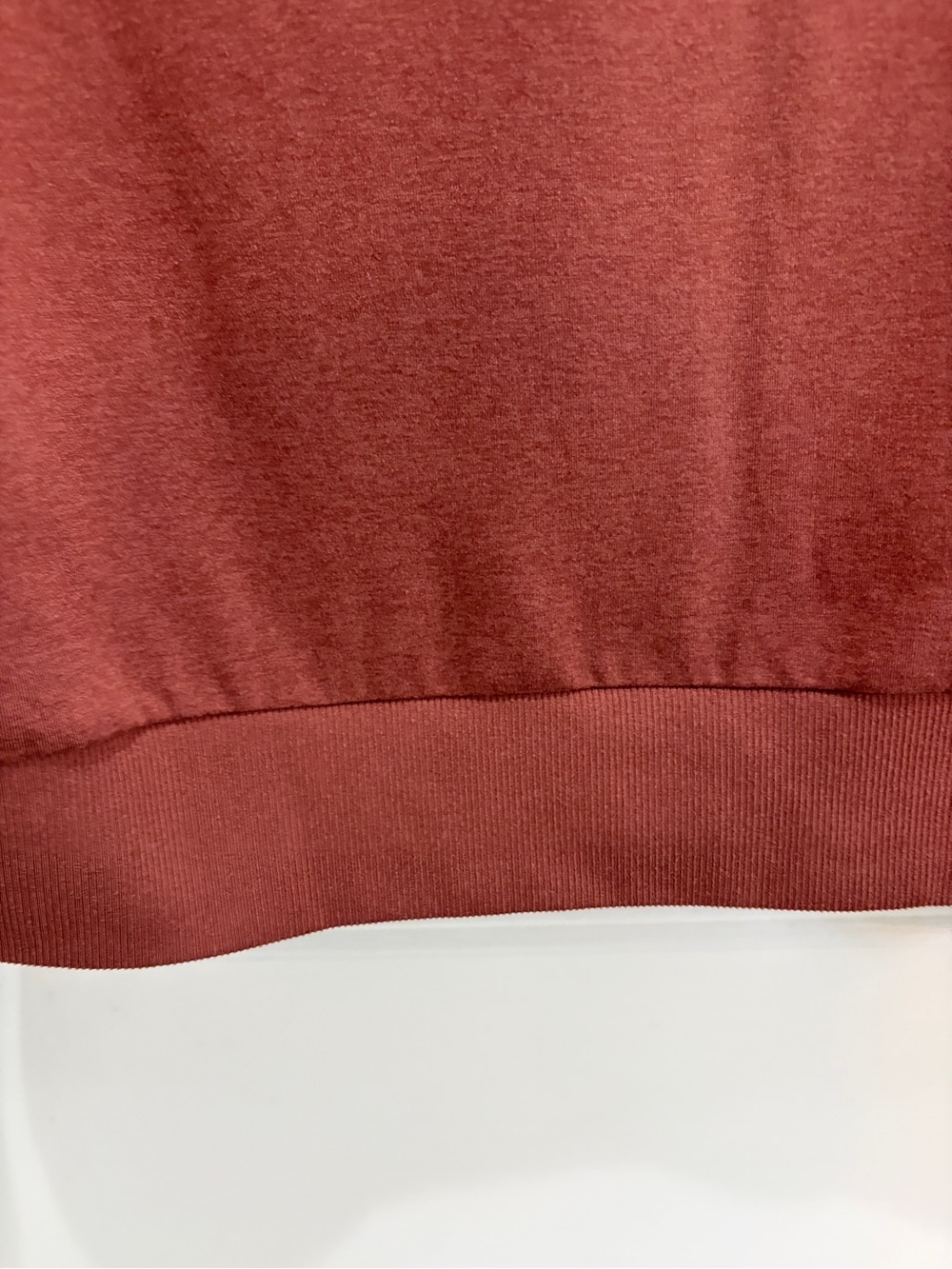 Vuori Women’s Halo Crewneck pullover, Small, Rosewood - Picture 9 of 16